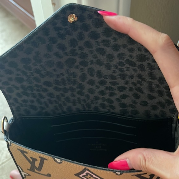 SOLD !!!Louis Vuitton brand new - Wild at Heart Felicie Strap n Go - Picture 7 of 7